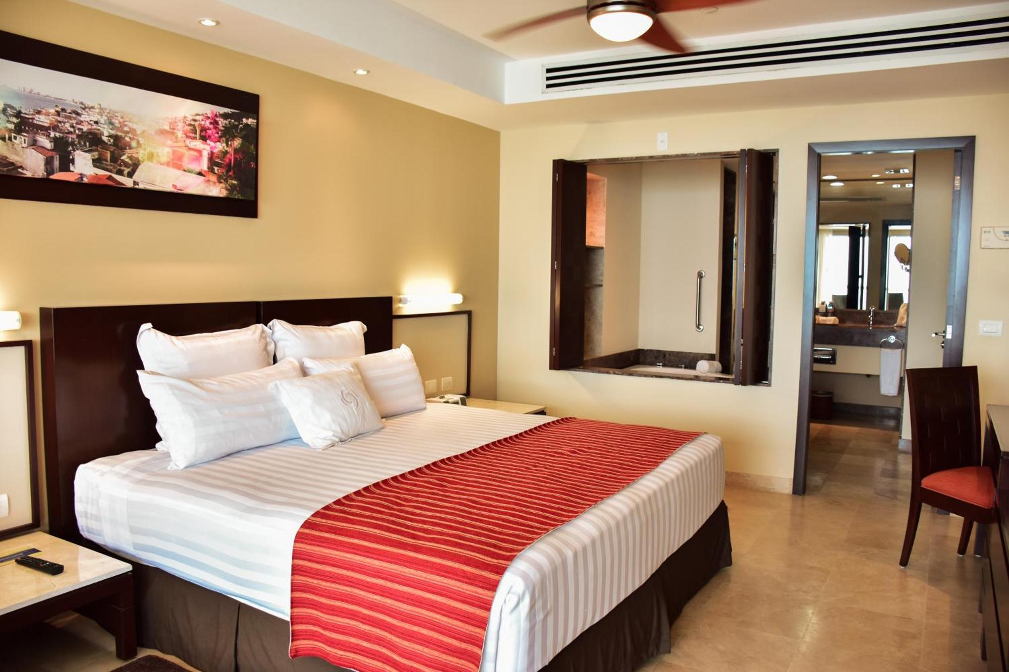 Sunset Plaza Beach Resort Puerto Vallarta All Inclusive Exteriér fotografie